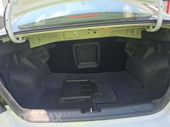 2024 Mitsubishi Mirage G4 LE – miniatura 14