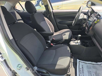 2024 Mitsubishi Mirage G4 LE – miniatura 18