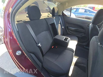 2024 Mitsubishi Mirage G4 LE - miniatura 16