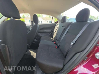 2024 Mitsubishi Mirage G4 SE – miniatura 13