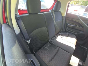 2024 Mitsubishi Mirage LE – miniatura 16