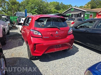 2024 Mitsubishi Mirage LE – miniatura 2