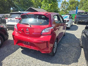 2024 Mitsubishi Mirage LE – miniatura 3