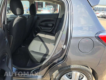 2024 Mitsubishi Mirage LE – miniatura 10