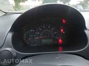 2024 Mitsubishi Mirage LE – miniatura 12