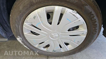 2024 Mitsubishi Mirage LE – miniatura 16