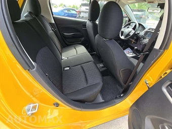 2024 Mitsubishi Mirage LE – miniatura 16