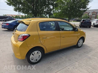 2024 Mitsubishi Mirage LE – miniatura 3
