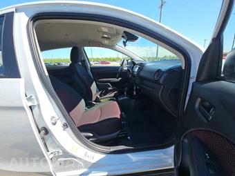 2024 Mitsubishi Mirage NOIR – miniatura 8