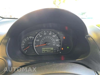 2024 Mitsubishi Mirage SE – miniatura 9