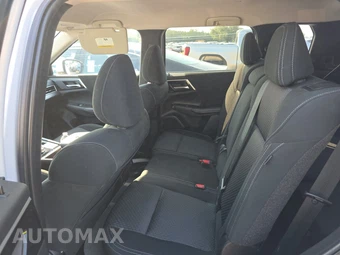 2024 Mitsubishi Outlander ES - miniatura 13