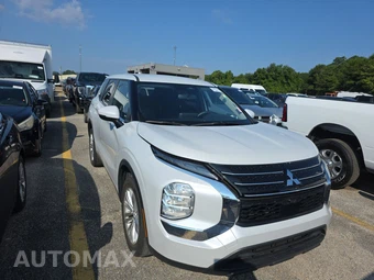 2024 Mitsubishi Outlander ES - miniatura 3