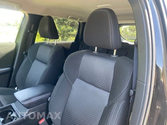 2024 Mitsubishi Outlander ES - miniatura 17
