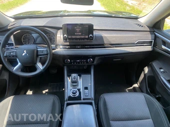 2024 Mitsubishi Outlander ES - miniatura 40