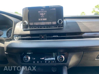 2024 Mitsubishi Outlander ES - miniatura 45