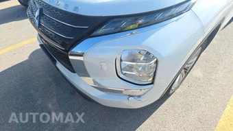 2024 Mitsubishi Outlander ES - miniatura 29