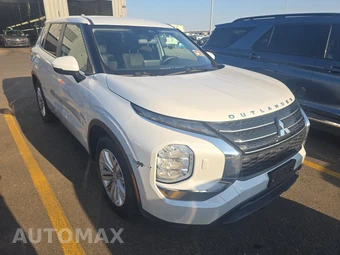 2024 Mitsubishi Outlander ES - miniatura 3