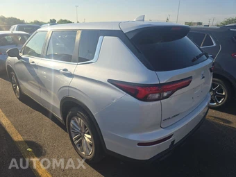2024 Mitsubishi Outlander ES - miniatura 6