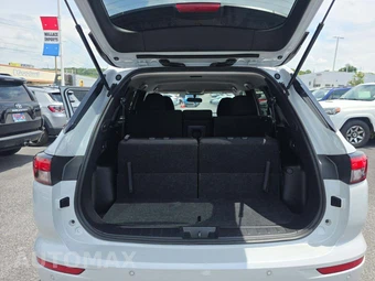 2024 Mitsubishi Outlander ES - miniatura 12