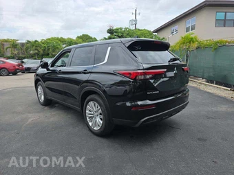 2024 Mitsubishi Outlander ES - miniatura 2
