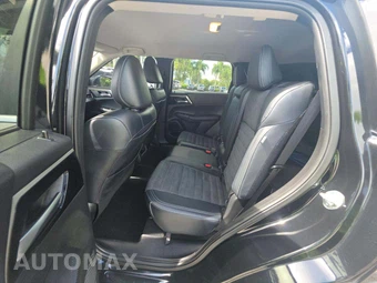 2024 Mitsubishi Outlander PHEV SE - miniatura 10