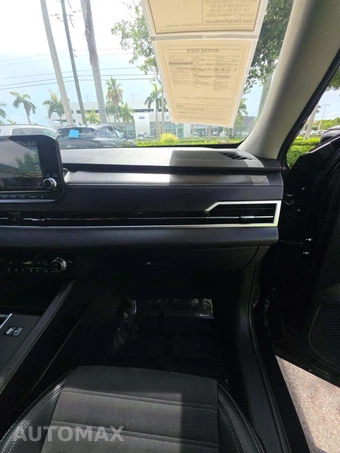 2024 Mitsubishi Outlander PHEV SE - miniatura 17