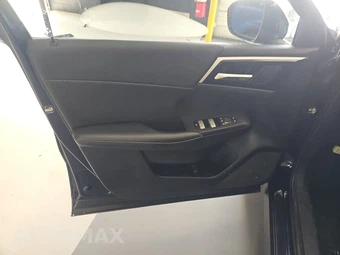 2024 Mitsubishi Outlander PHEV SE - miniatura 9