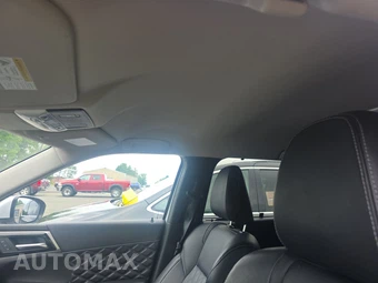 2024 Mitsubishi Outlander PHEV SEL - miniatura 18