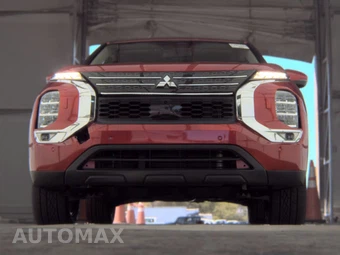 2024 Mitsubishi Outlander SE Black Edition - miniatura 3
