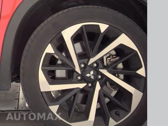 2024 Mitsubishi Outlander SE Black Edition - miniatura 10