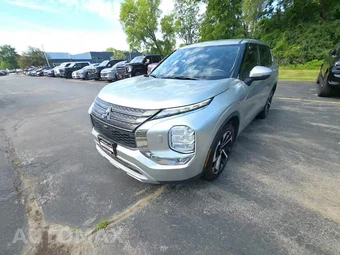 2024 Mitsubishi Outlander SE Black Edition