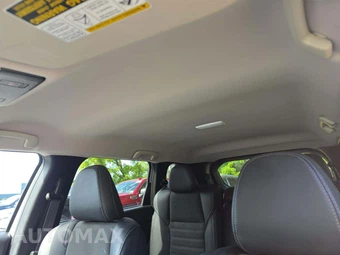 2024 Mitsubishi Outlander SE Black Edition - miniatura 8