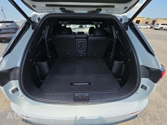 2024 Mitsubishi Outlander SE - miniatura 12