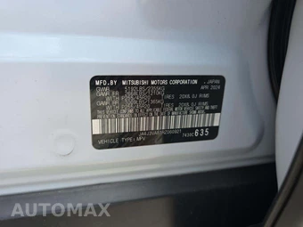 2024 Mitsubishi Outlander SE - miniatura 2