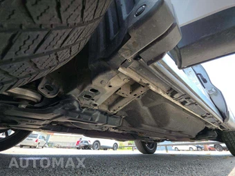 2024 Mitsubishi Outlander SE - miniatura 4