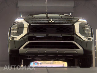2024 Mitsubishi Outlander SE - miniatura 3