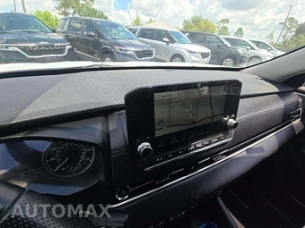 2024 Mitsubishi Outlander SE - miniatura 10