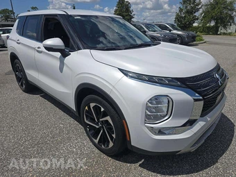 2024 Mitsubishi Outlander SE - miniatura 4