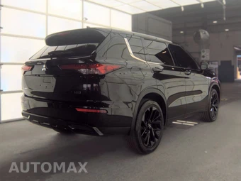 2024 Mitsubishi Outlander SE - miniatura 4