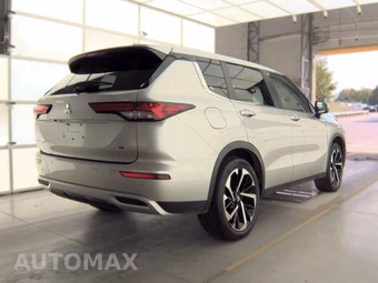 2024 Mitsubishi Outlander SE - miniatura 4