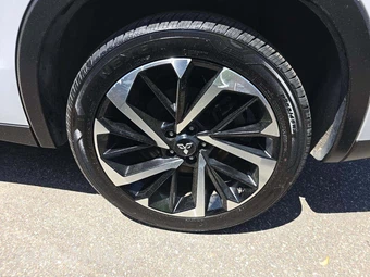 2024 Mitsubishi Outlander SE - miniatura 22