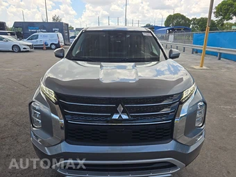 2024 Mitsubishi Outlander SE - miniatura 2