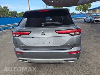 2024 Mitsubishi Outlander SE - miniatura 5