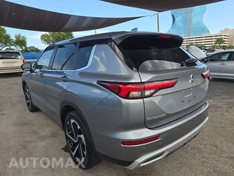 2024 Mitsubishi Outlander SE - miniatura 6