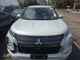 2024 Mitsubishi Outlander SE - miniatura 2