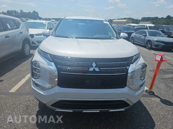 2024 Mitsubishi Outlander SE - miniatura 2