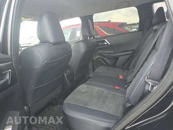2024 Mitsubishi Outlander SE - miniatura 13