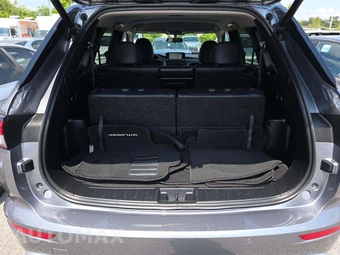 2024 Mitsubishi Outlander SE - miniatura 15