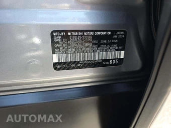 2024 Mitsubishi Outlander SE - miniatura 5