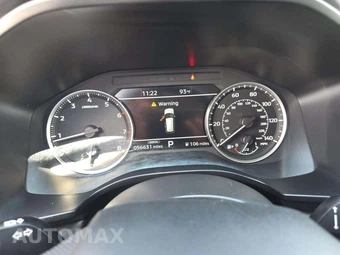2024 Mitsubishi Outlander SE - miniatura 9